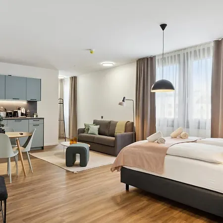 Limehome Magazinstr * צוויקאו